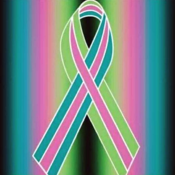 Meet your Posher, Veronica - Picture 1 of 2